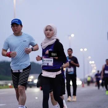 Runner Photo 7448046