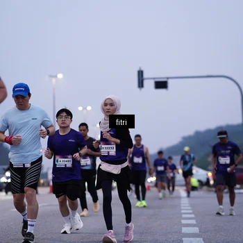 Runner Photo 7448048