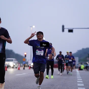 Runner Photo 7448071