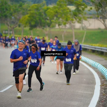 Runner Photo 7448080