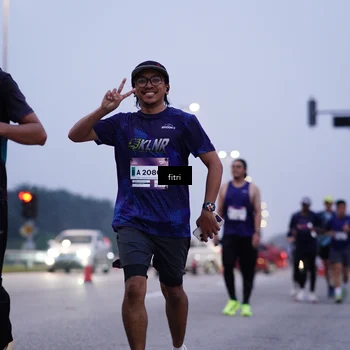 Runner Photo 7448095