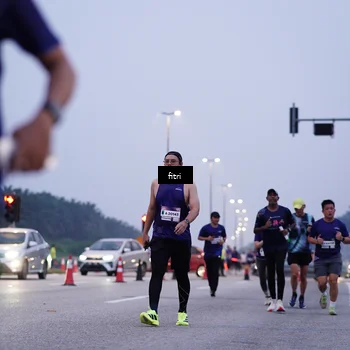 Runner Photo 7448111