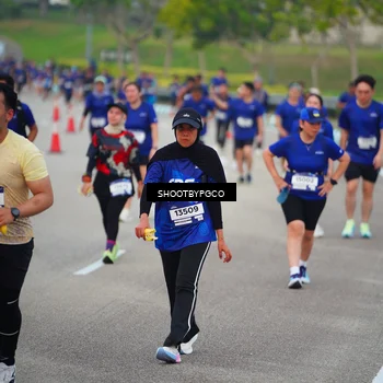 Runner Photo 7448112