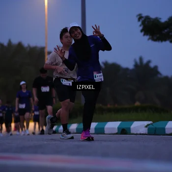 Runner Photo 7448124