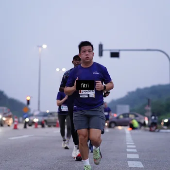 Runner Photo 7448128