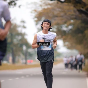 Runner Photo 7448133