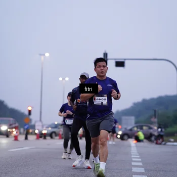 Runner Photo 7448136