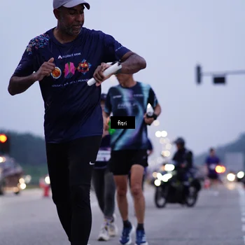 Runner Photo 7448218