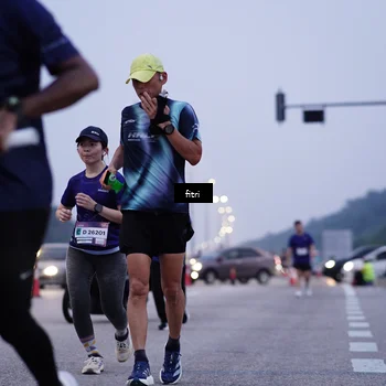 Runner Photo 7448223