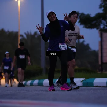 Runner Photo 7448236