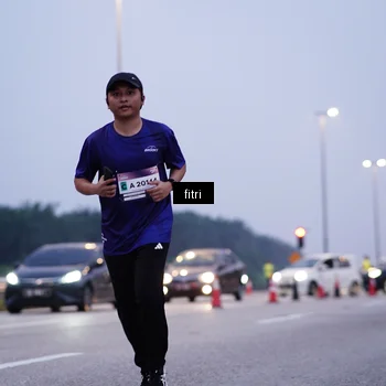 Runner Photo 7448252
