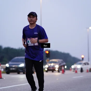 Runner Photo 7448262