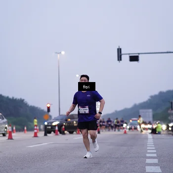Runner Photo 7448267