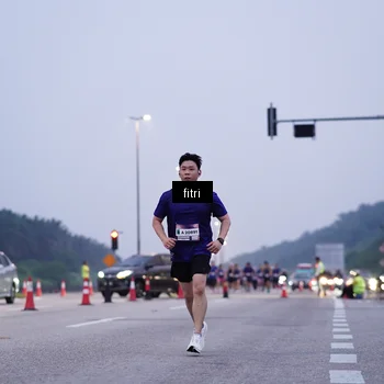 Runner Photo 7448275