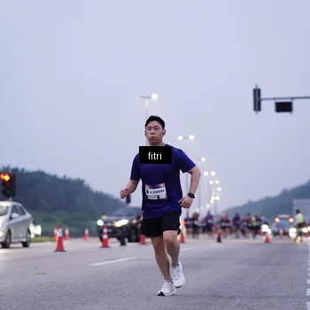 Runner Photo 7448276