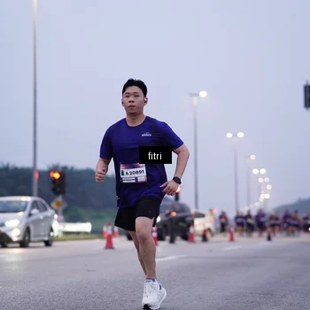 Runner Photo 7448301