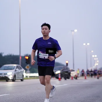 Runner Photo 7448302