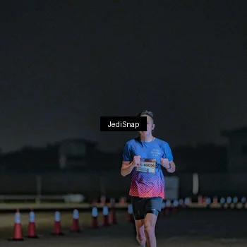 Runner Photo 7448304