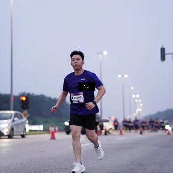 Runner Photo 7448318