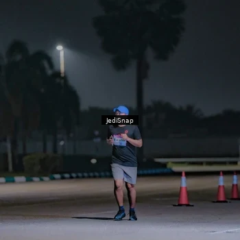 Runner Photo 7448329