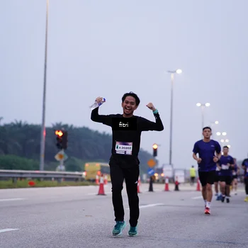 Runner Photo 7448339