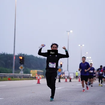 Runner Photo 7448343