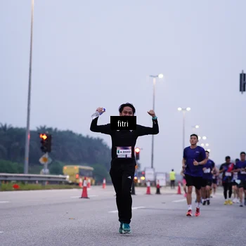 Runner Photo 7448354