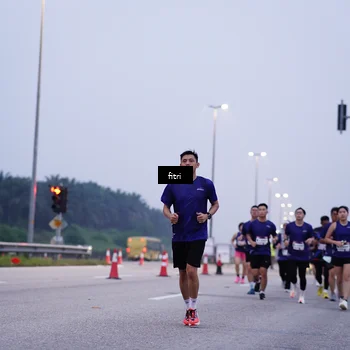 Runner Photo 7448357