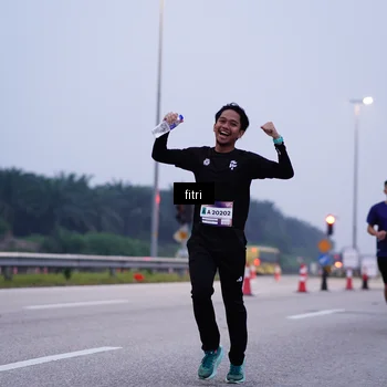 Runner Photo 7448359