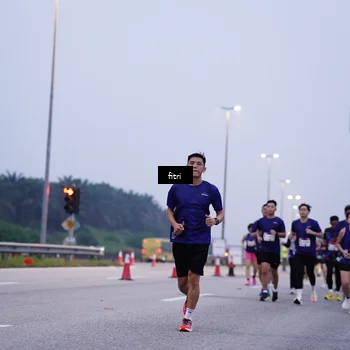 Runner Photo 7448362