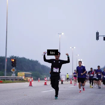 Runner Photo 7448363