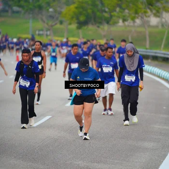 Runner Photo 7448373