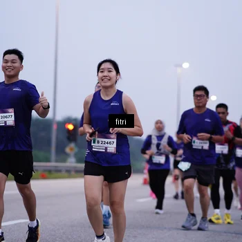 Runner Photo 7448406
