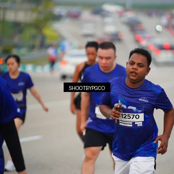 Runner Photo 7448410