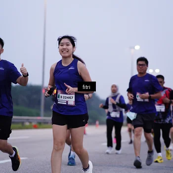 Runner Photo 7448412