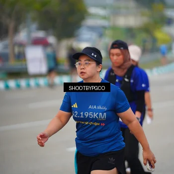 Runner Photo 7448418