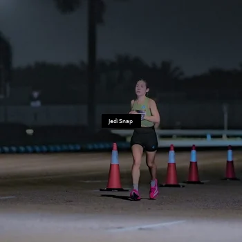 Runner Photo 7448457