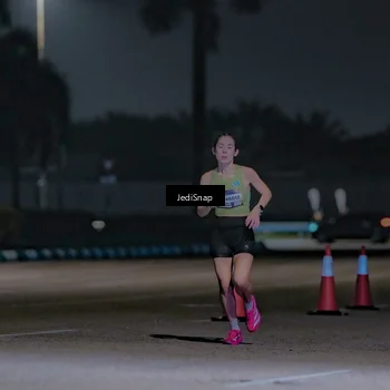 Runner Photo 7448461