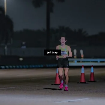 Runner Photo 7448467