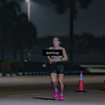 Runner Photo 7448480