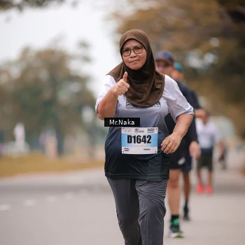 Runner Photo 7448488
