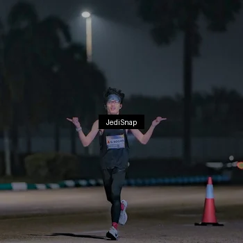 Runner Photo 7448547