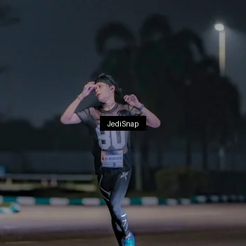 Runner Photo 7448647