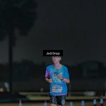 Runner Photo 7448735