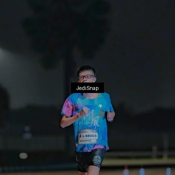 Runner Photo 7448750