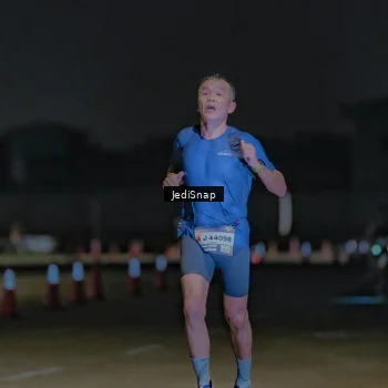 Runner Photo 7448834
