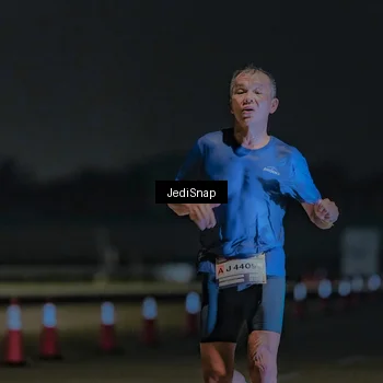 Runner Photo 7448851