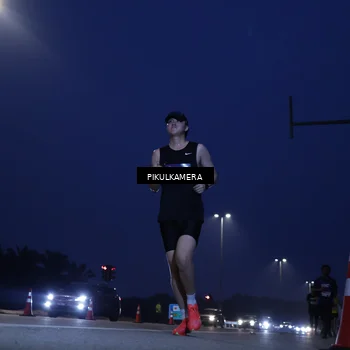 Runner Photo 7448896