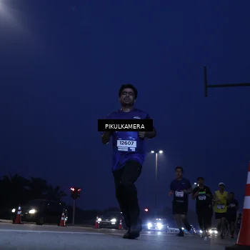 Runner Photo 7448899