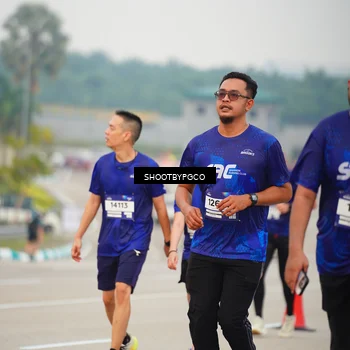Runner Photo 7448904